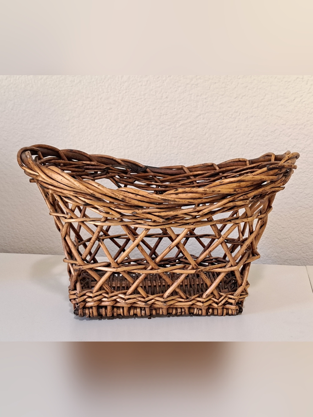 Decorative Open Weave Basket (apples not included) - Picture 4 of 10